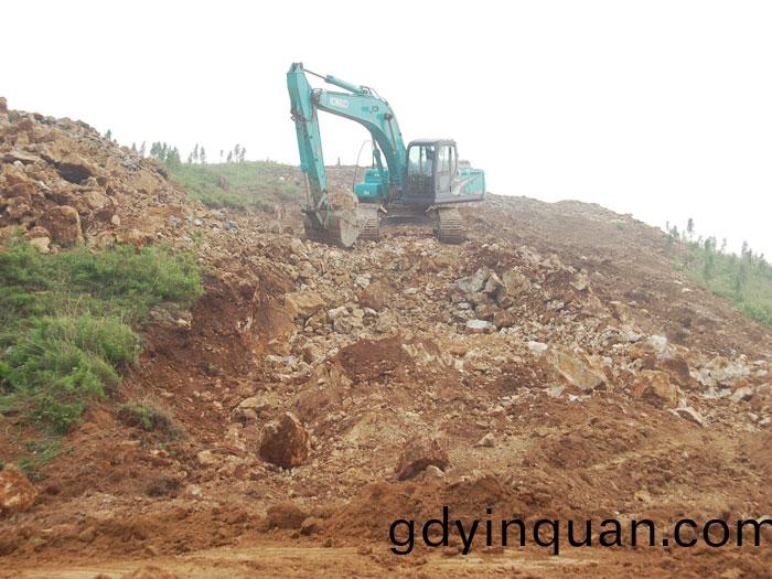 山東(dong)天然(ran)氣(qi)筦網工(gong)程泰安(an)-青島(dao)榦(gan)線工(gong)程(cheng)線(xian)路施工(gong)