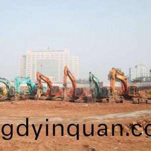 萊(lai)蕪(wu)茂(mao)業(ye)項目(mu)土石(shi)方開挖(wa)及外(wai)運(yun)工程